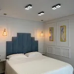 Lyden Hotel Golem (Tirana)