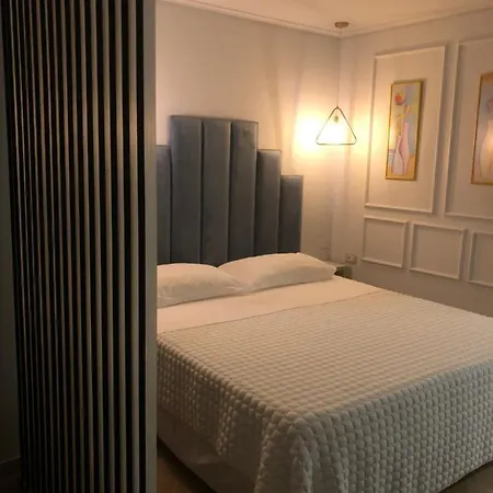 Lyden 골렘